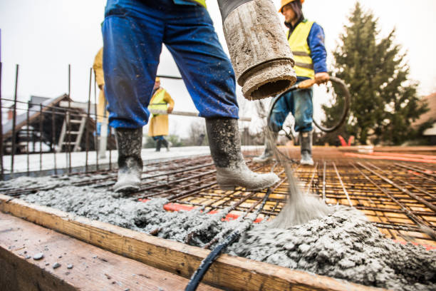 Best Residential Concrete Services  in Independence, MO